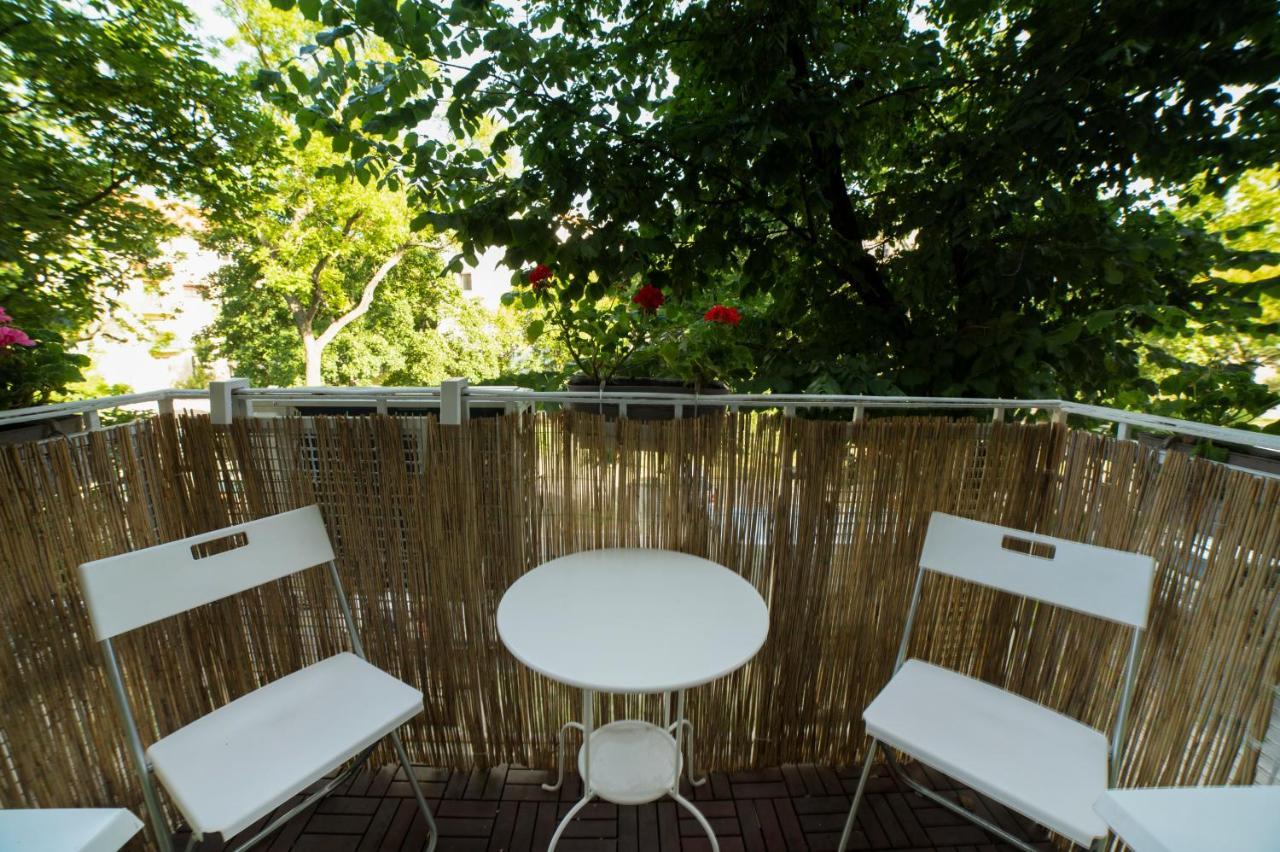 Kőrösi Apartman Pecs Bagian luar foto
